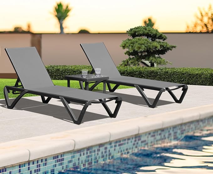 Domi Pool Lounge Chairs Set of 2 with Side Table, Aluminum Outdoor Chaise Lounge with Wheels, All Weather Outdoor Lounge Chair for Deck Lawn Patio Backyard, Textilene- Gray