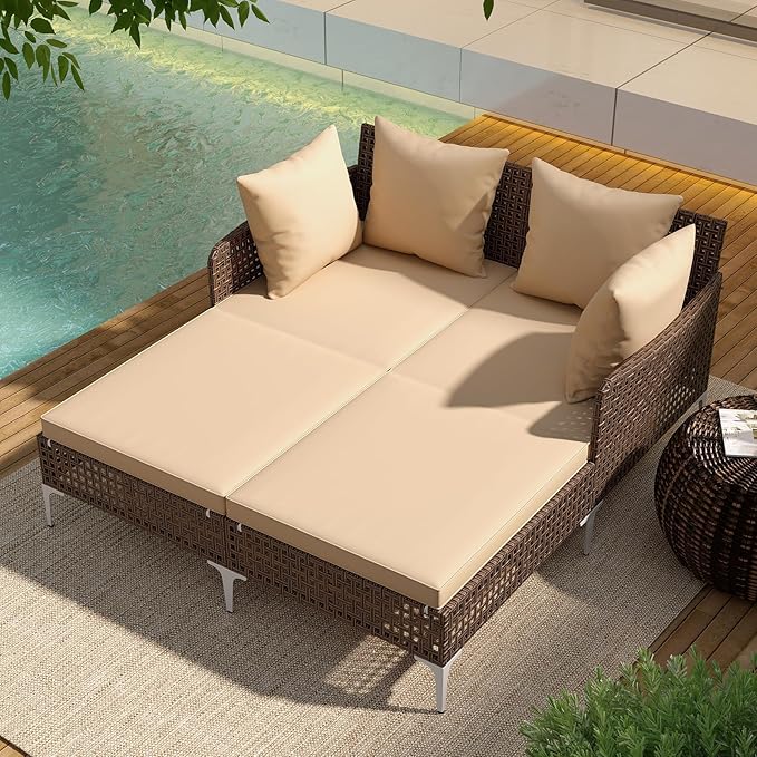 Tangkula Outdoor Rattan Double Daybed, Boho Wicker Chaise Lounge for 2 with Seat & Back Cushions, Outdoor Sunbed Loveseat with Metal Support for Backyard, Poolside & Deck (Brown)