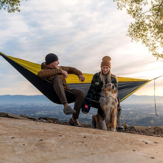GRAND TRUNK TrunkTech Double Hammock | Ultra-Strong & Lightweight | 11 ft Hammock with Ripstop Nylon | 500 lb Capacity | Fast-Drying & Weather-Resistant | Navy/Light Blue