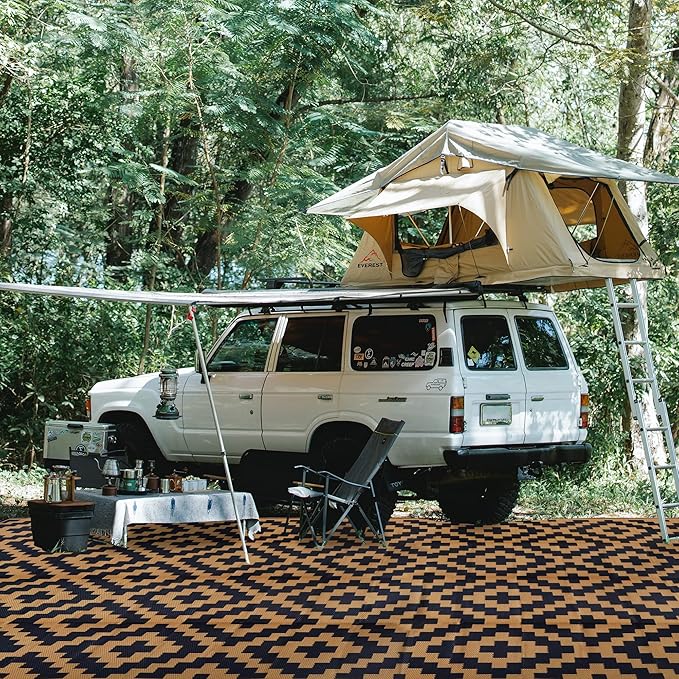 SAND MINE Reversible Mats, Plastic Straw Rug, Modern Area Rug, Large Floor Mat and Rug for Outdoors, RV, Patio, Backyard, Deck, Picnic, Beach, Trailer, Camping, Black & Brown, 9' x 18'